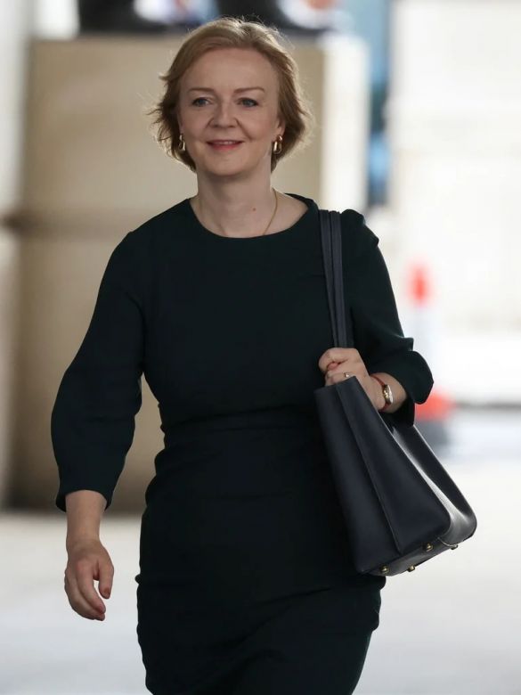 Quién es Liz Truss, la nueva primera ministra de Reino Unido a la que comparan con Margaret Thatcher