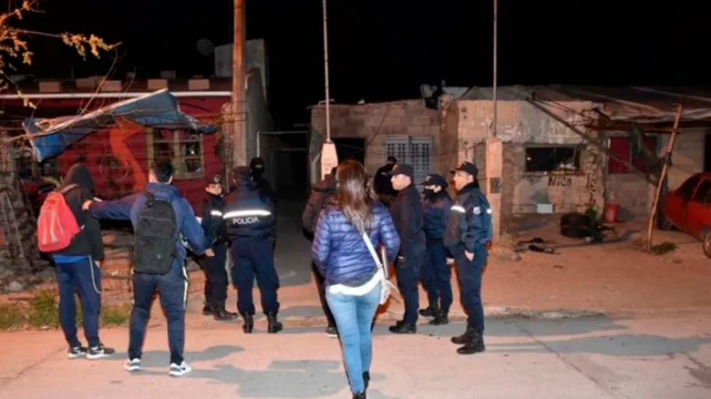 La Justicia confirmó que dos menores de 13 y 15 años “intervinieron” en el asalto y agresión al policía Diego Gatica