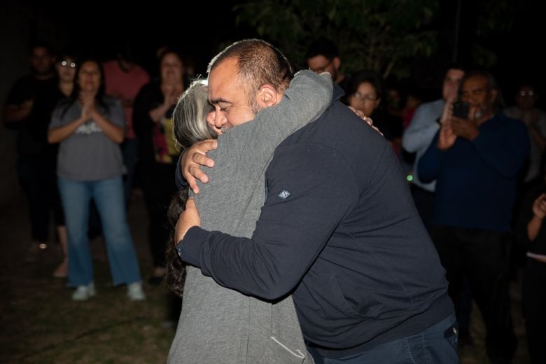 Se inauguraron luminarias en el barrio 828 y en El Pimpollo