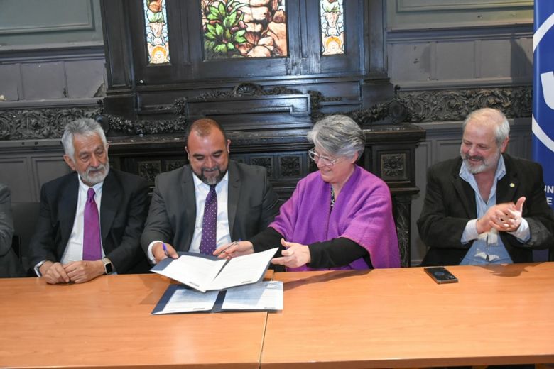 Villa Mercedes firmó un convenio con la Universidad Nacional de las Artes