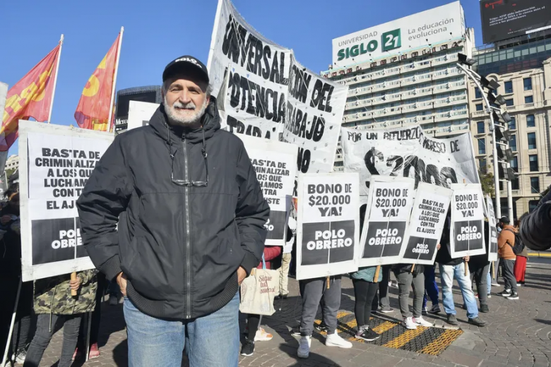 El Gobierno limita los planes Potenciar Trabajo y los piqueteros amenazan con un acampe en la 9 de Julio