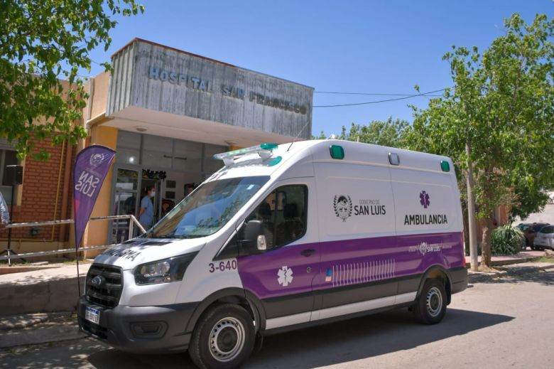 El Gobierno provincial entregó ambulancias en cuatro localidades