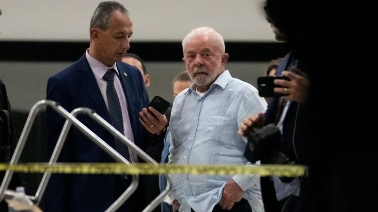 Lula volvió a Brasilia y visitó las instalaciones que fueron invadidas por los bolsonaristas