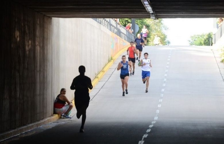 Más de 1.000 maratonistas se inscribieron en la 20º Maratón Calle Angosta