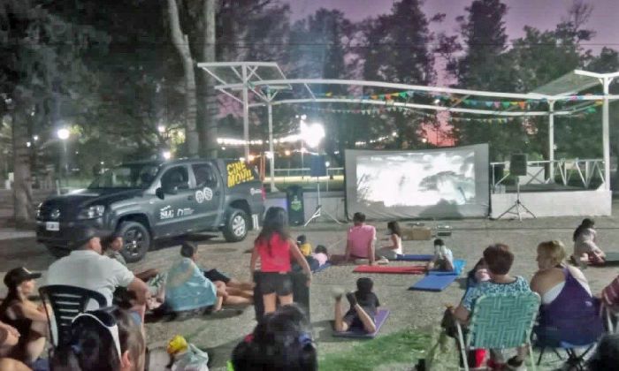San Luis Cine: volvieron los ciclos de películas al aire libre
