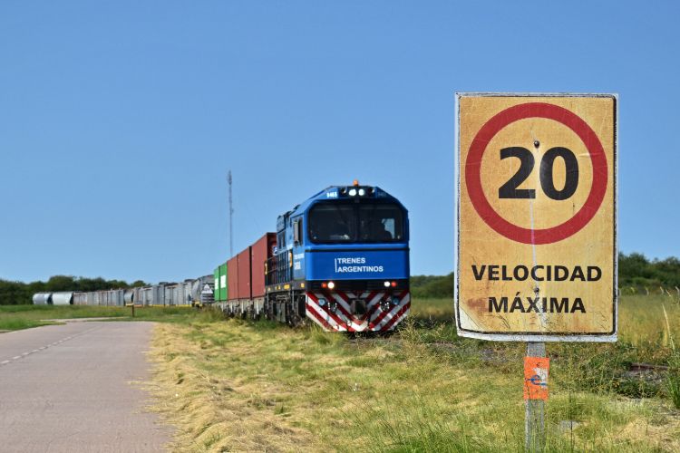 Empresa de Villa Mercedes utiliza los servicios de trenes de carga de San Luis 