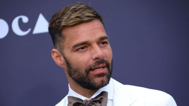 Ricky Martin grabó su llegada a Córdoba y homenajeó a Charly García