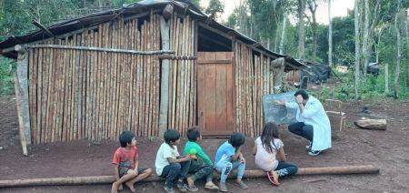 Una escuela de Misiones resguarda los derechos de las comunidades Guaraní y promueve su integración