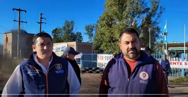 Manifestacion de los trabajadores de la ex planta de cerámica San Lorenzo.