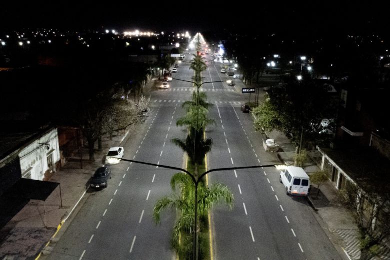 El Gobierno provincial inauguró la remodelación de la avenida 25 de Mayo