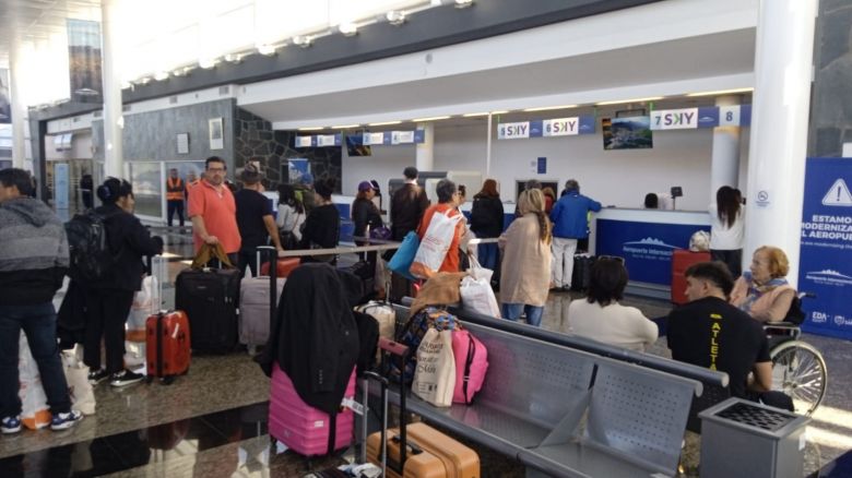 El vuelo internacional Chile – San Luis transportó a más de 200 pasajeros este fin de semana 