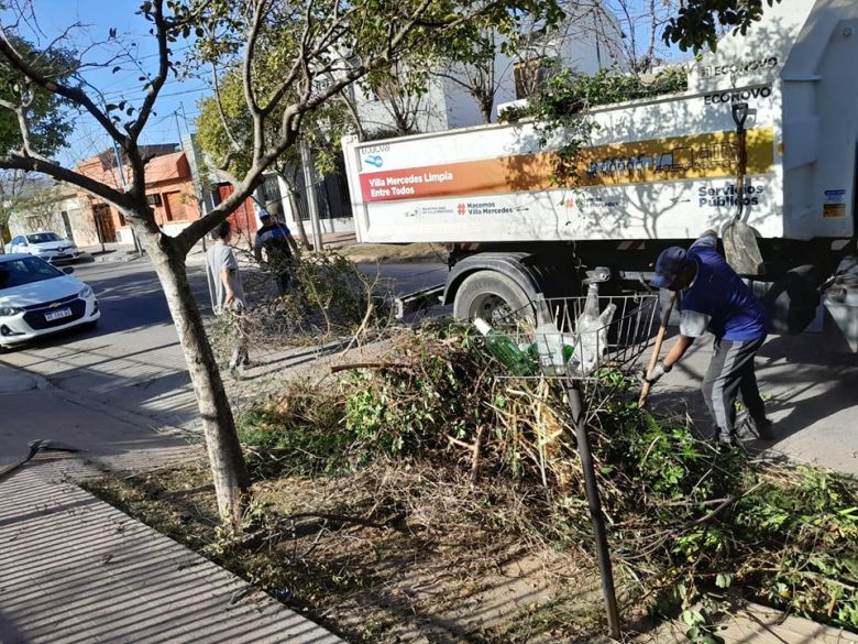 Intensifican los operativos de limpieza en la ciudad 