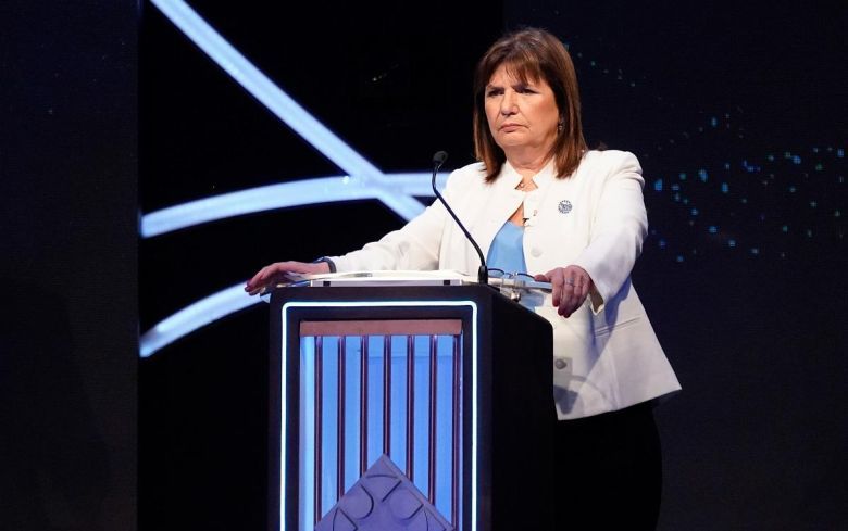 Patricia Bullrich:  “Hago un DNU y te las derogo en dos minutos”