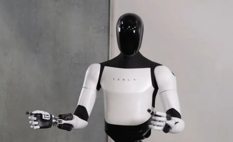 Optimus Gen 2: en video la nueva versión del robot humanoide de Tesla 