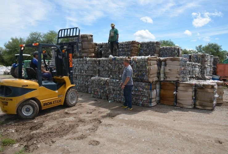 En febrero las plantas de tratamiento de residuos duplicaron la venta de reciclables