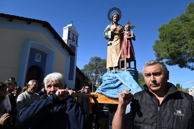 El Gobernador, junto a su gabinete, participó de la misa por el Día del Trabajador