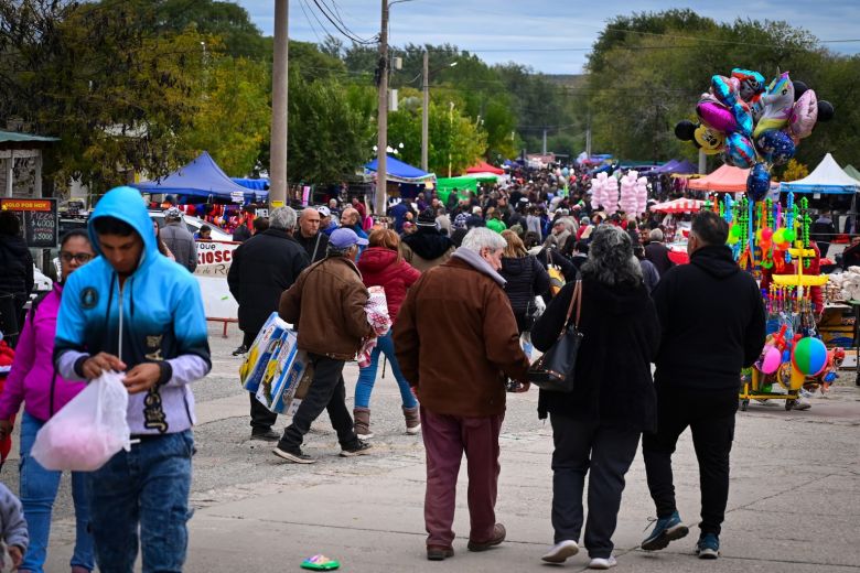 Miles de creyentes rindieron homenaje al Divino Señor de Renca