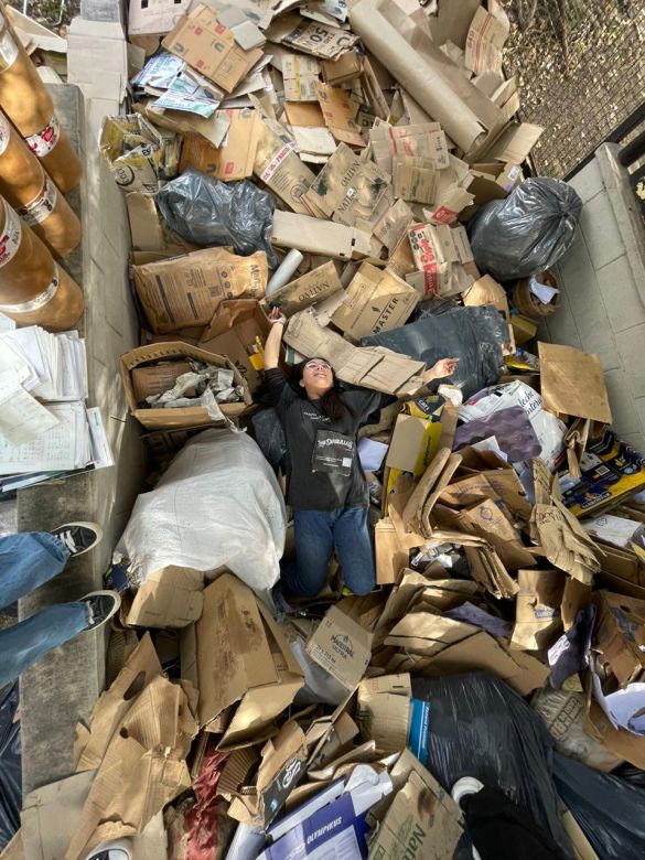 Estudiantes secundarios premiados por la Municipalidad de Merlo por juntar residuos para reciclar