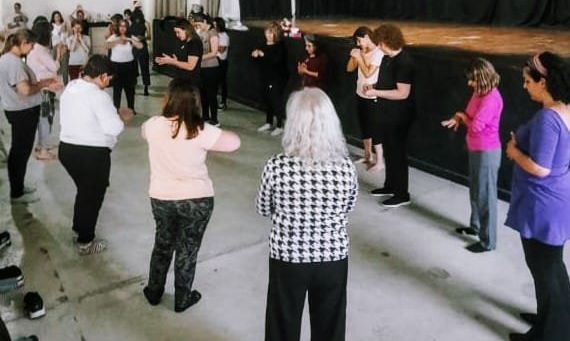 Taller de Biodanza en la Biblioteca Popular Antonio Esteban Agüero