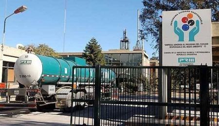 En Petroquímica Río Tercero ya hay 88 despidos y 40 suspensiones