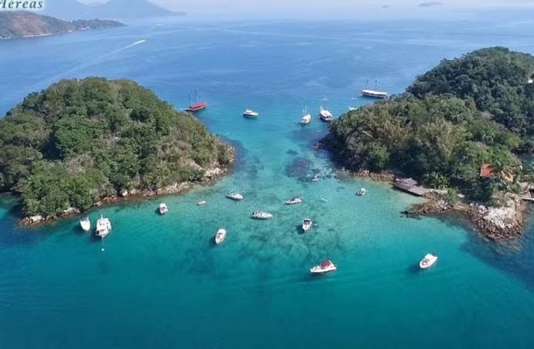 Suspendieron el turismo en una famosa playa de Brasil conocida como el “Caribe brasileño”