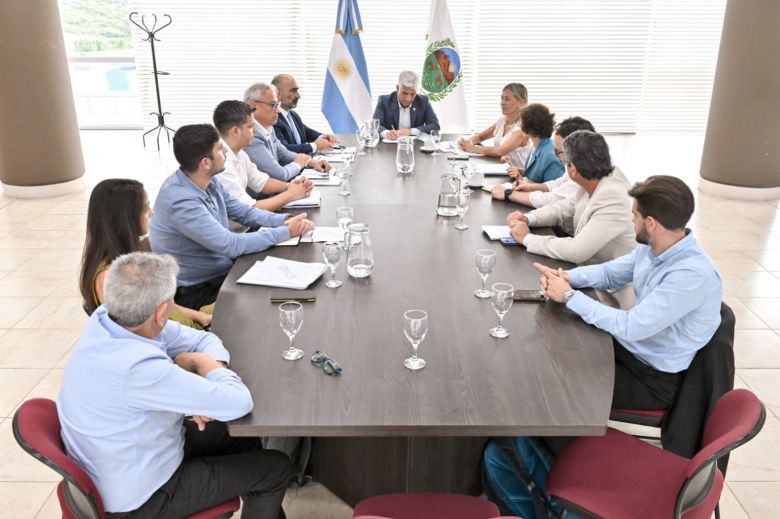 San Luis avanza en la formulación de planes maestros de agua y energía