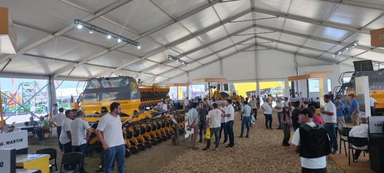 De la mano de Victor y Carlos Risio, Agrometal "baja los precios" en Expoagro