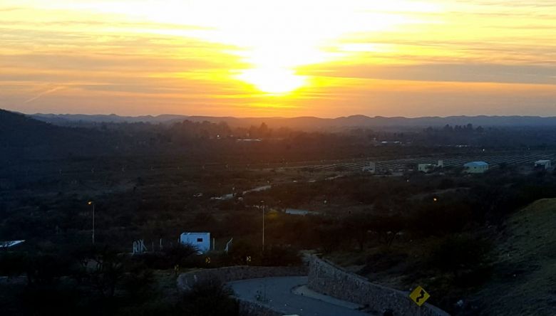 El de hoy será un jueves nuboso, pero con baja probabilidad de lluvias