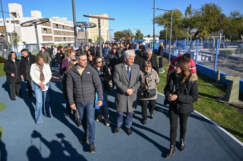 La ‘Plaza Azul’ del barrio Procrear, reinaugurada y renovada para la inclusión