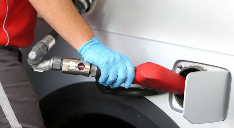 Sube el impuesto a los combustibles y se espera un aumento en naftas y gas oil