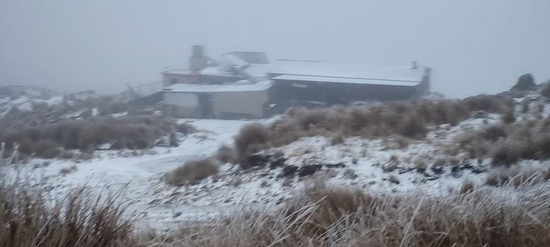 Llegó la nieve a "el filo de Los Comechingones" y el "Vasco" lo relata en primera persona