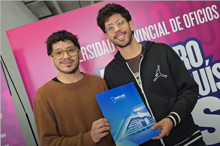 Son hermanos odontólogos e impulsarán su consultorio gracias a un financiamiento estatal