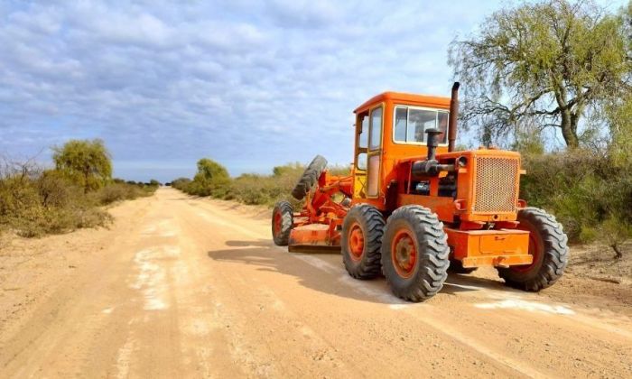 Vialidad Provincial reparó caminos en Los Araditos, El Churrasco y Puesto Balzora