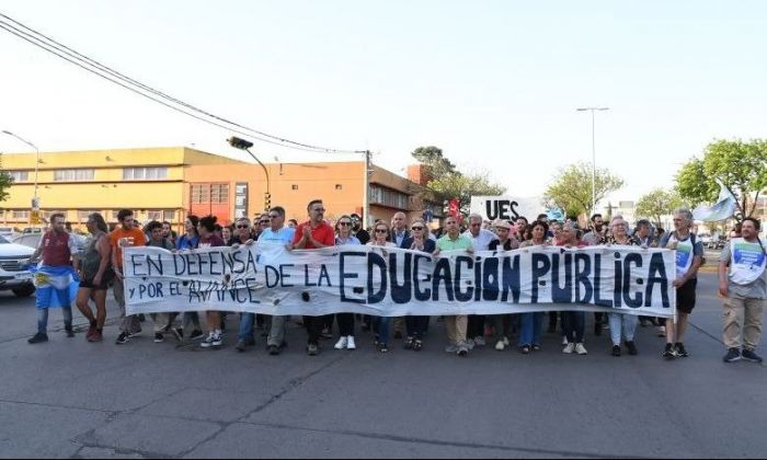 Oscar Vallejos: "El conflicto mayor es como sostener la Universidad pública"
