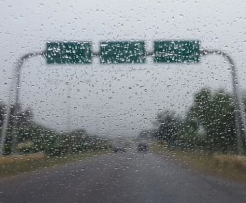 La semana empezará con lluvias, viento y temperaturas frescas