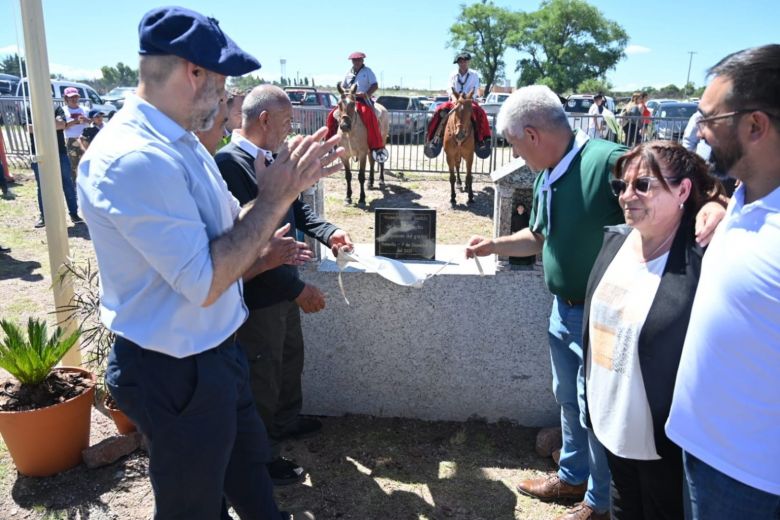 El Gobernador participó de la 32° edición de la Fiesta del Granito, un homenaje a la cultura local