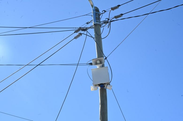 Poggi particip&oacute; de la presentaci&oacute;n de Alarma Ciudadana en los barrios Cerro de la Cruz y Eva Per&oacute;n