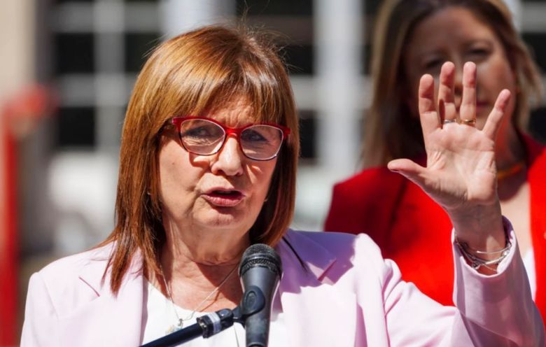 Tensi&oacute;n en el Gobierno: Bullrich le pidi&oacute; a Adorni que presente su declaraci&oacute;n jurada &ldquo;de inmediato&rdquo;