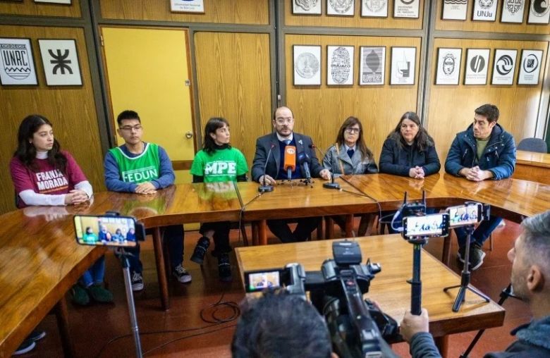 La UNSL convoc&oacute; a marchar por la Ley de Financiamiento Universitario