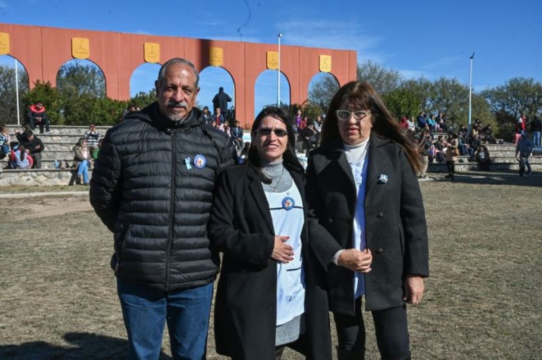 En Toro Negro, m&aacute;s de 200 estudiantes prometieron fidelidad al Pabell&oacute;n Nacional
