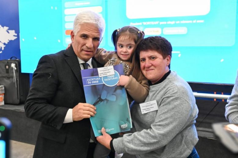 M&aacute;s de 7.000 familias ya accedieron a la escritura de su vivienda en la provincia