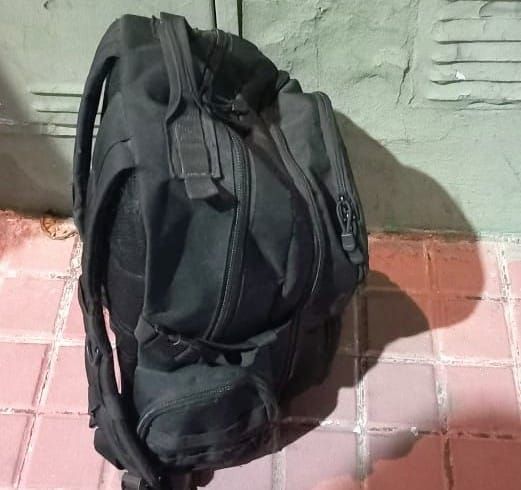 San Luis: demoraron a un hombre que sustrajo una mochila del interior de un veh&iacute;culo