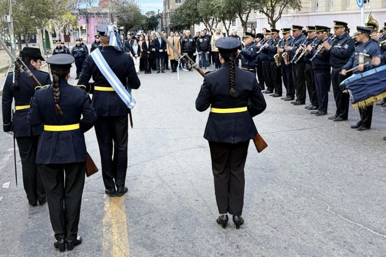 Con el izamiento de bandera, la ciudad de San Luis comenz&oacute; los festejos por su 432&deg; aniversario