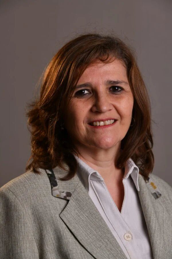 LV16.com | | Ministra de Salud: Dra. Claudia Spagnuolo