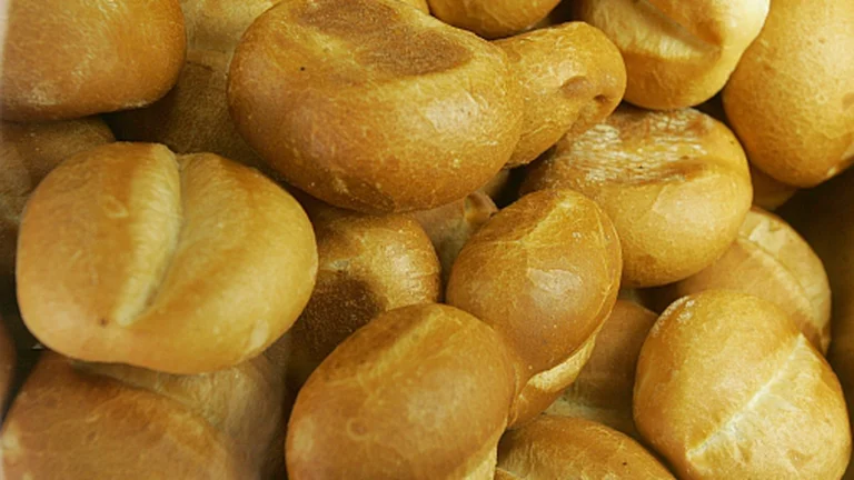 Qué va a pasar con el precio del pan: el Gobierno aseguró que no eliminará el Fondo del Trigo