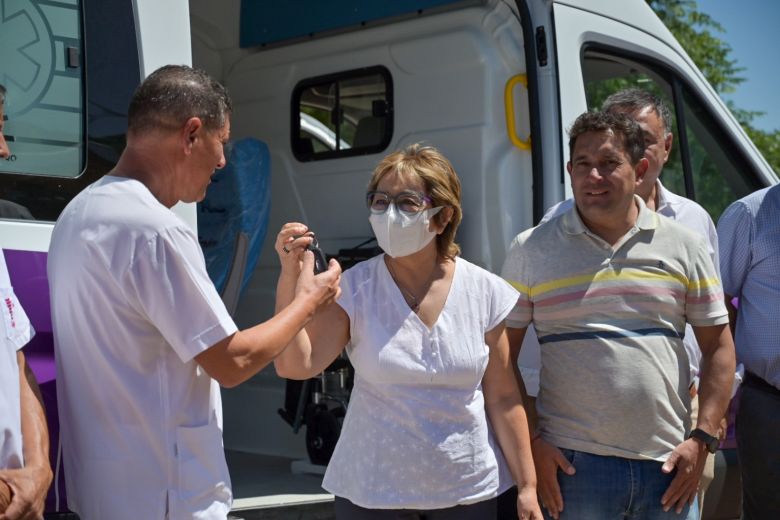 Los centros de salud del sur provincial recibieron ambulancias 0km