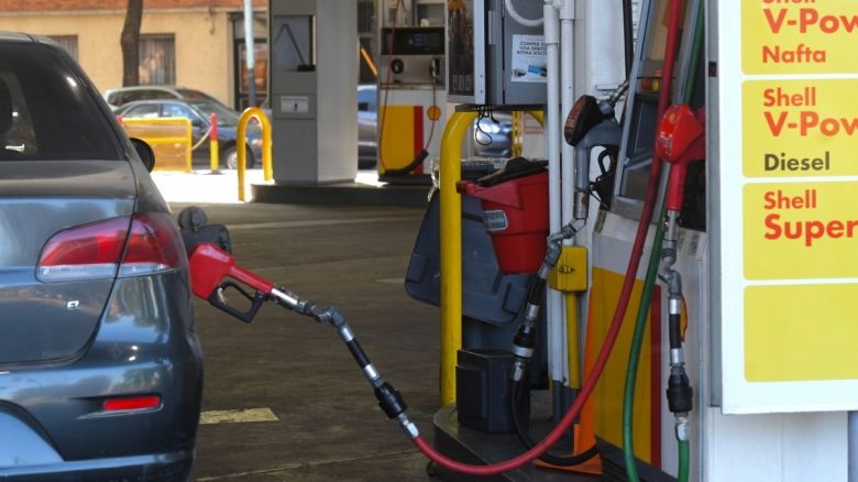 Renovaron el acuerdo de precios de los combustibles con subas del 4% mensual por 4 meses 