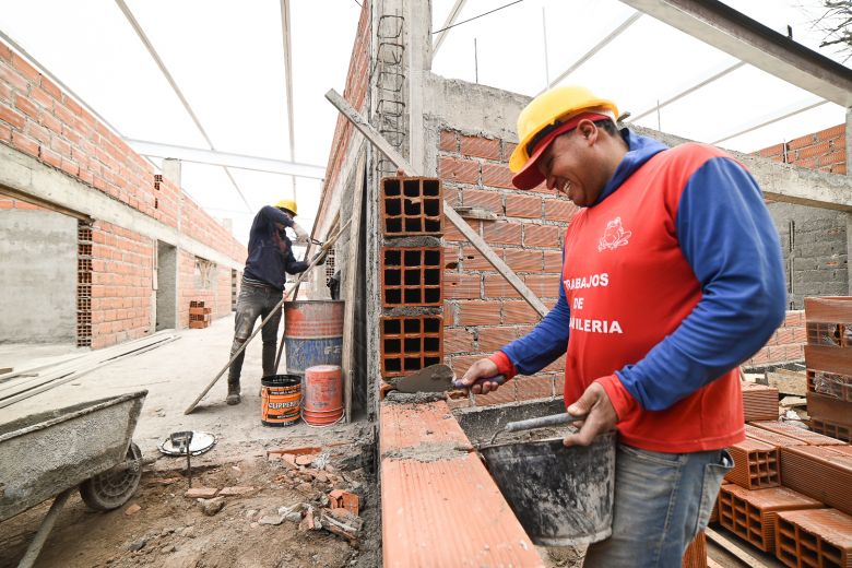 La obra que se ejecuta en el barrio Santa Rita de Casia alcanzó el 50% de avance