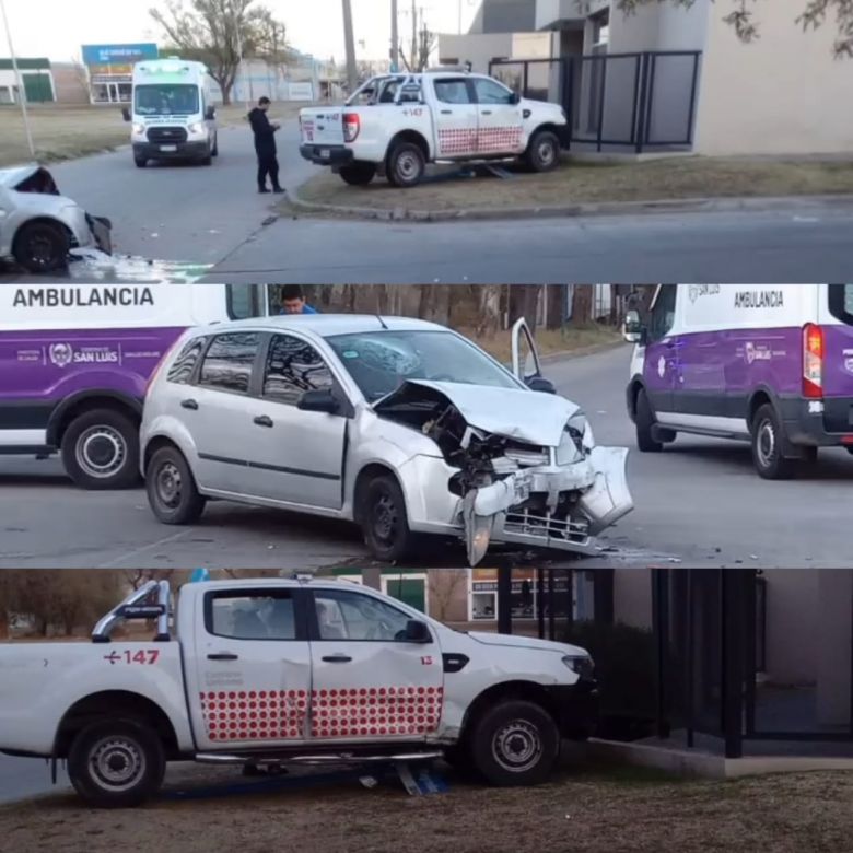 Un vehículo colisionó contra un móvil de la Policía Urbana