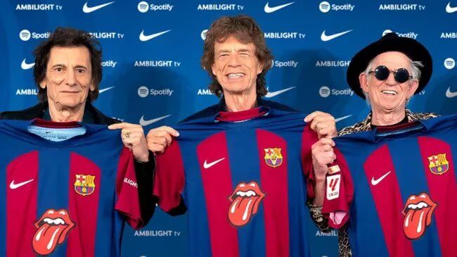 Furor por las camisetas del Barcelona con el logo de los Rolling Stones